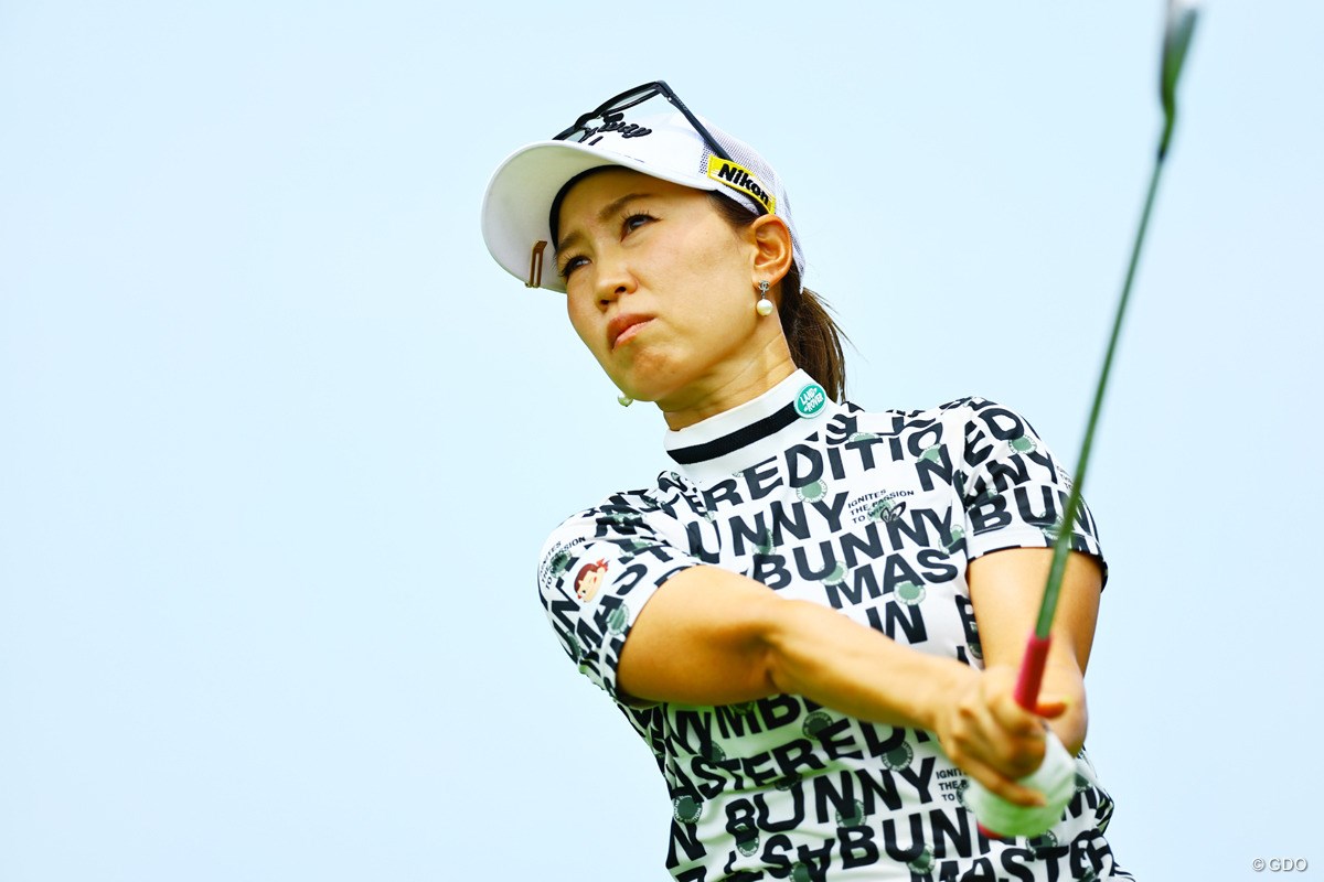 上田桃子