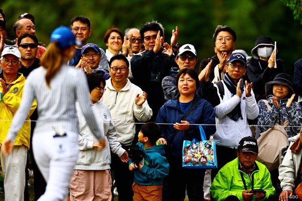 2024年 伊藤園レディスゴルフトーナメント 2日目 上田桃子 愛されている