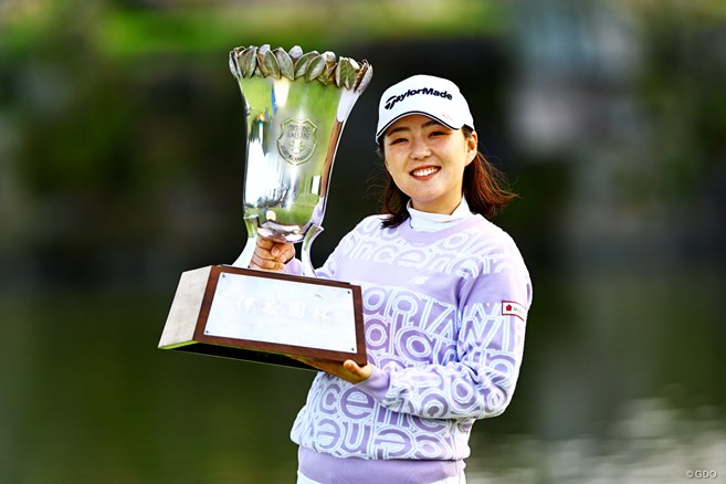 山内日菜子が涙のツアー2勝目 山下美夢有4位タイで竹田麗央の年間女王が確定