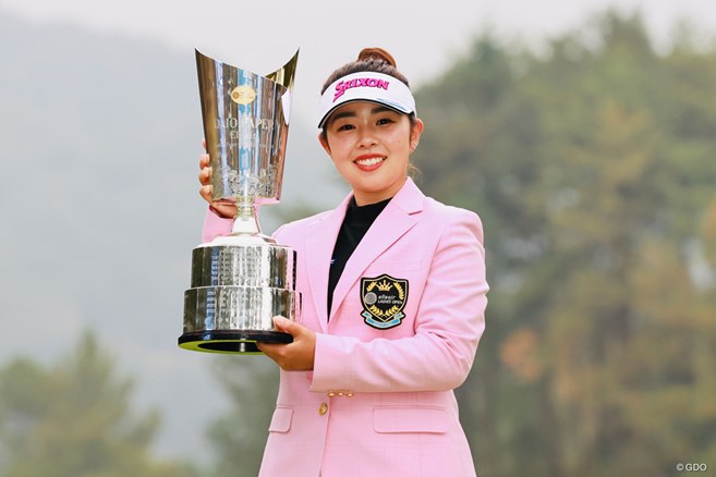 山下美夢有「とてもうれしい」 ツアー新記録の“完全V”で今季2勝目