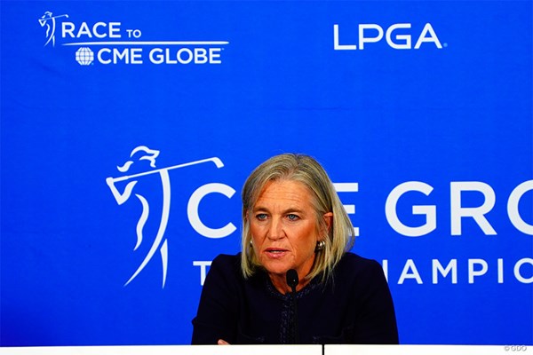 2024年 CMEグループ ツアー選手権 事前 モリー・マクー・サマーン 2025年の日程を発表するLPGAコミッショナーのモリー・マクー・サマーン氏