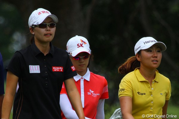 2011年 HSBC女子チャンピオンズ 最終日 （左から）ユ・スンヨン、チェ・ナヨン、キム・インキョン