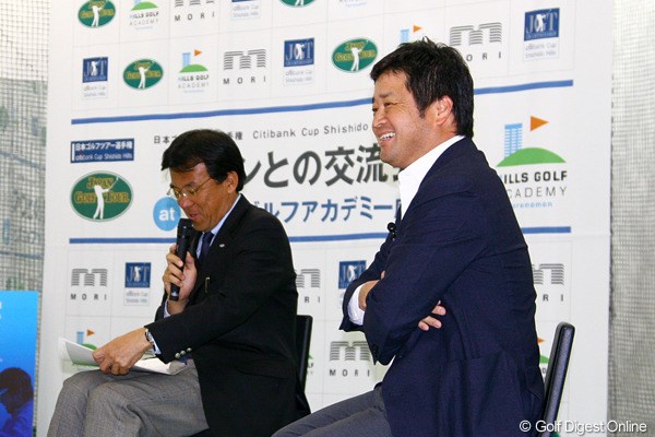 2011年 「日本ゴルフツアー選手権 Citibank Cup Shishido Hills」ファンとの交流会 横田真一 ファンを前にトークショーを行った横田真一。ツアー選手権への想いを熱く語った