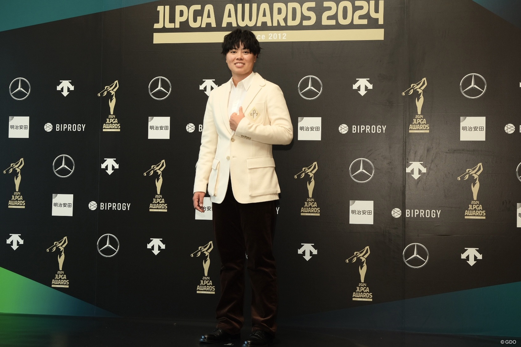 ラルフローレンのジャケットパンツで 2024年 JLPGAアワード 笹生優花
