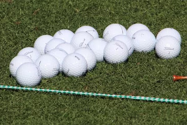 ファウラーが試しているタイトリスト2023Pro V1（提供GolfWRX）