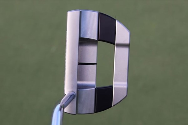 上から見たファストバックパター（提供GolfWRX）