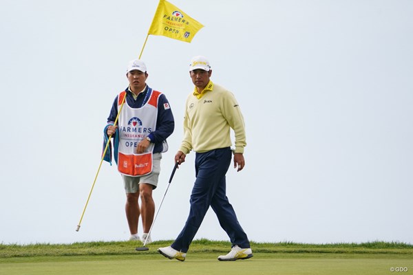 ポイント1位の松山英樹（右）と早藤将太キャディ