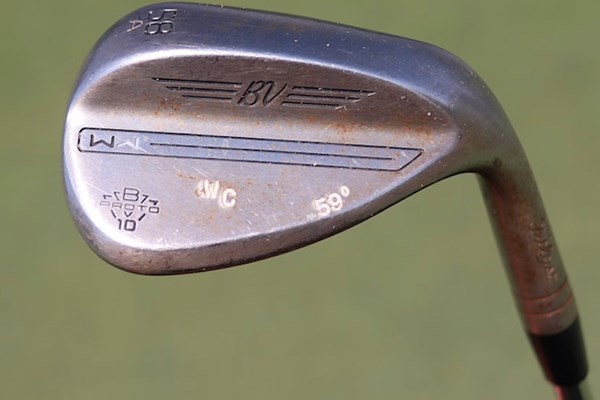 ロフト58度を調整した59度のウェッジ(GolfWRX)