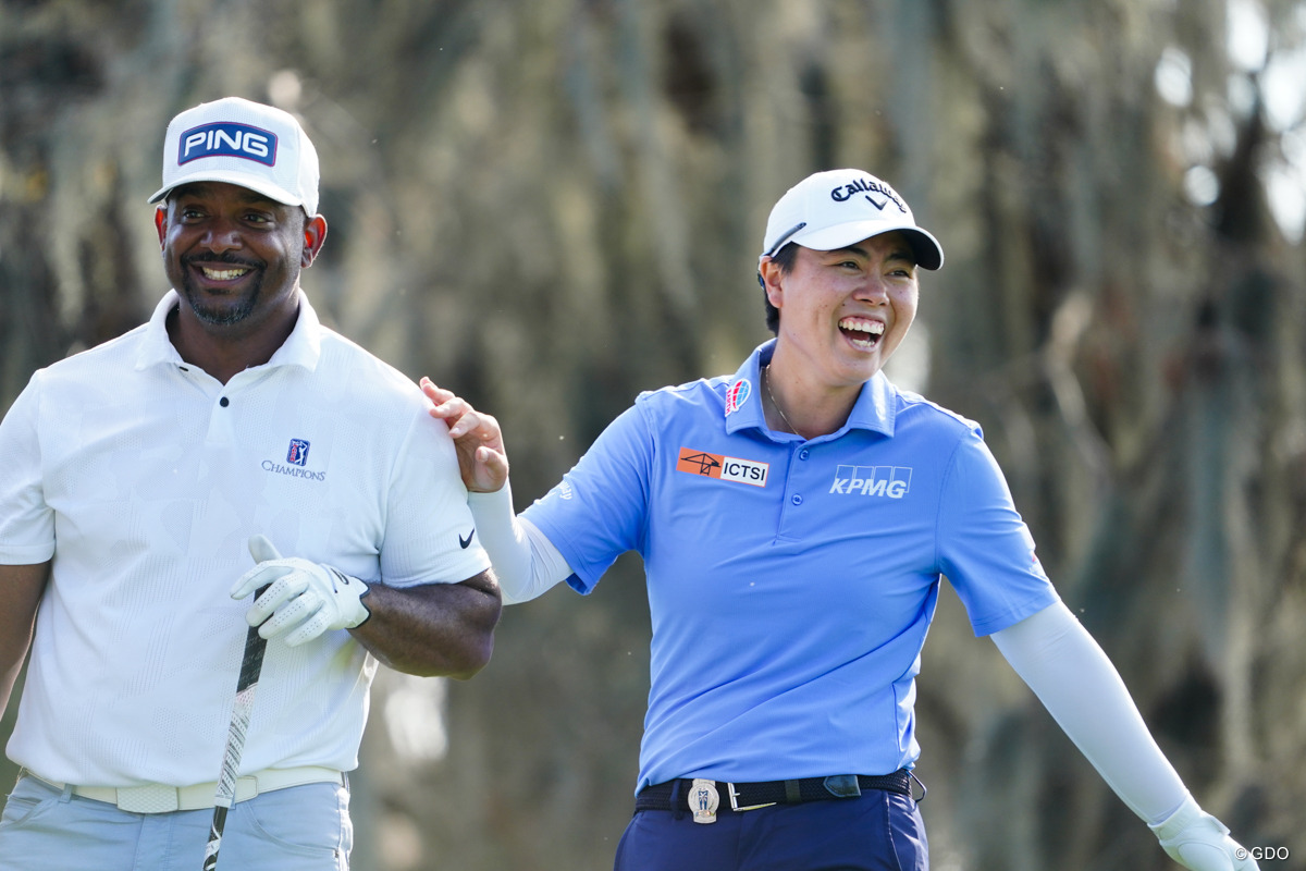 笹生優花は俳優のアルフォンソ・リベイロさんらとプロアマ形式で楽しくプレー