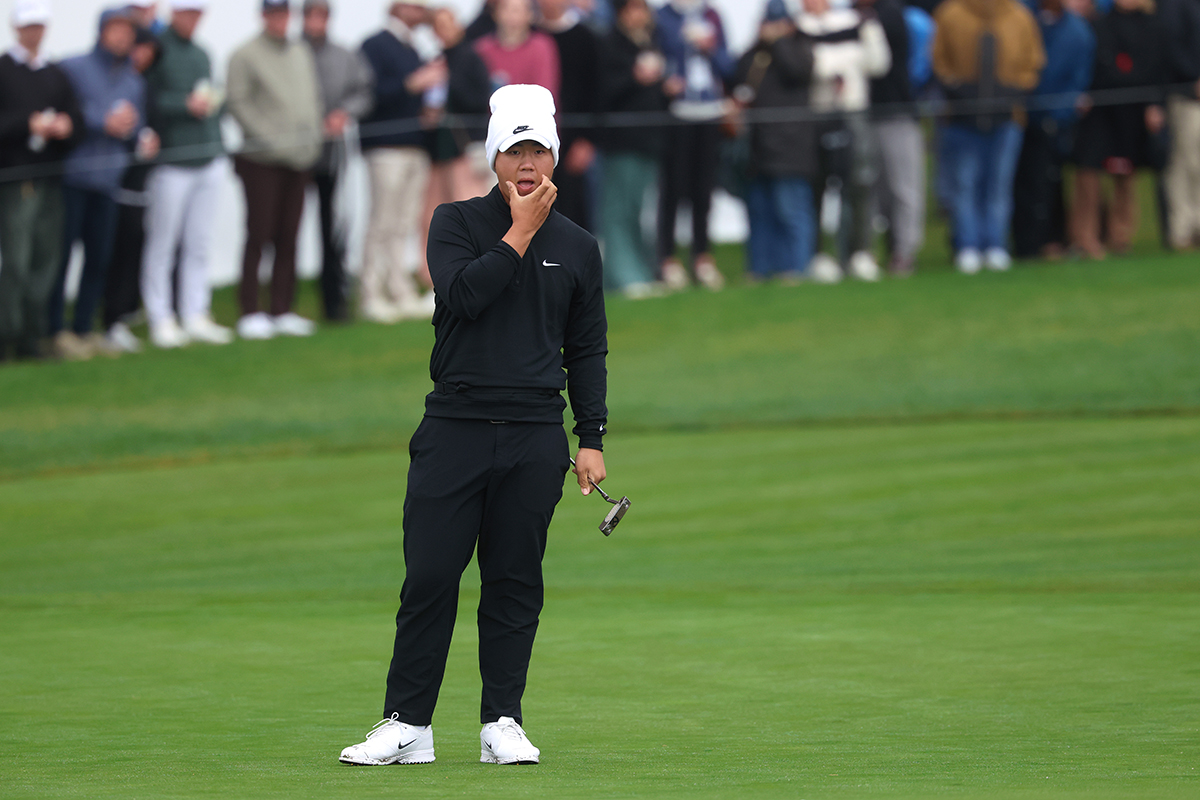 ブレード型のパターに替えたトム・キム