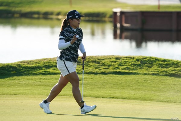 畑岡奈紗は「66」で7位浮上