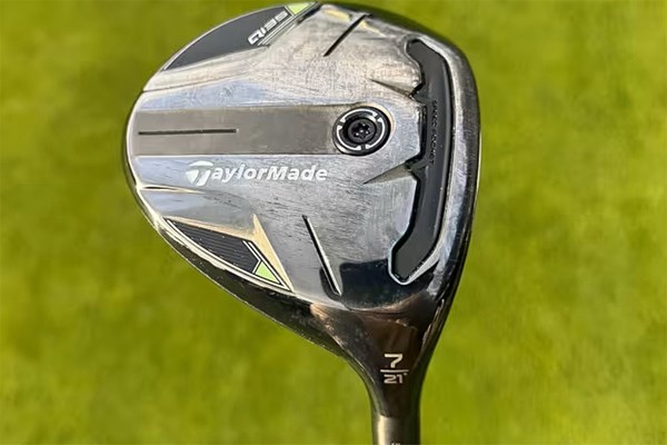 開幕前にテストを試みた7番ウッド（GolfWRX）
