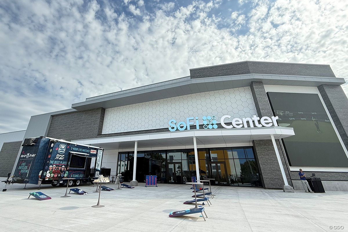 TGLの会場SoFiセンター
