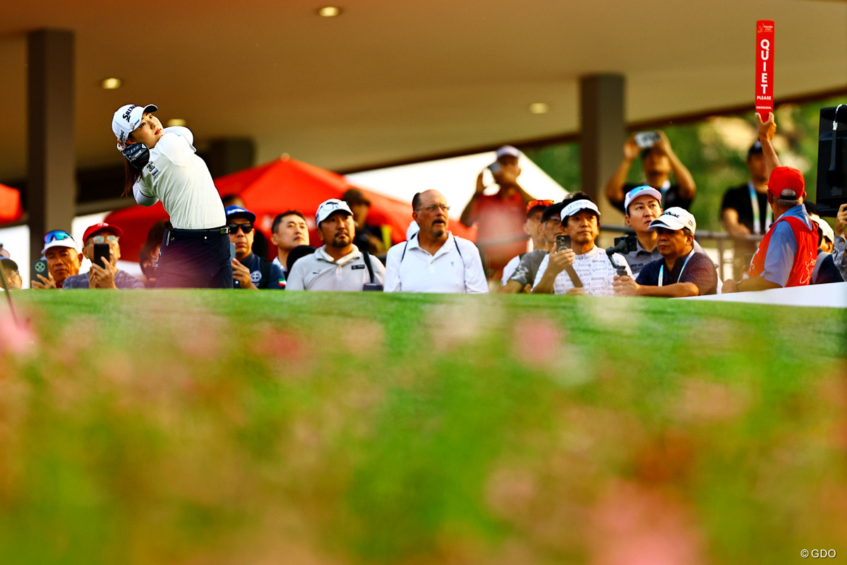 日本語の歓声も多かった