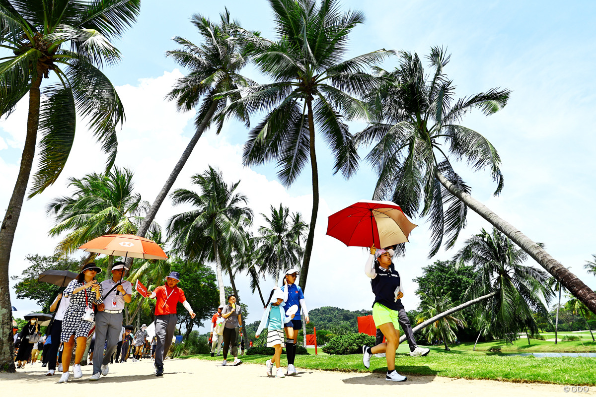 暑さの中での戦いが続く