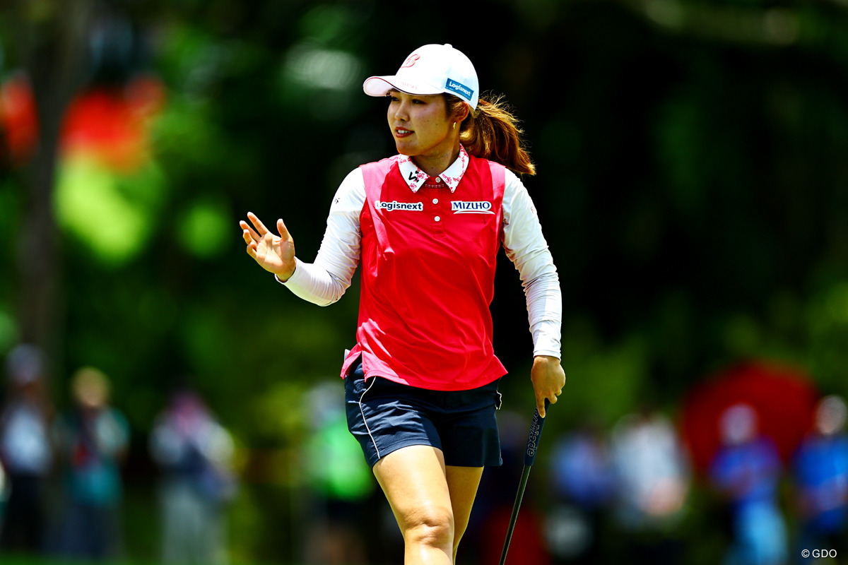 16番の連続バーディで通算10アンダーに届いた