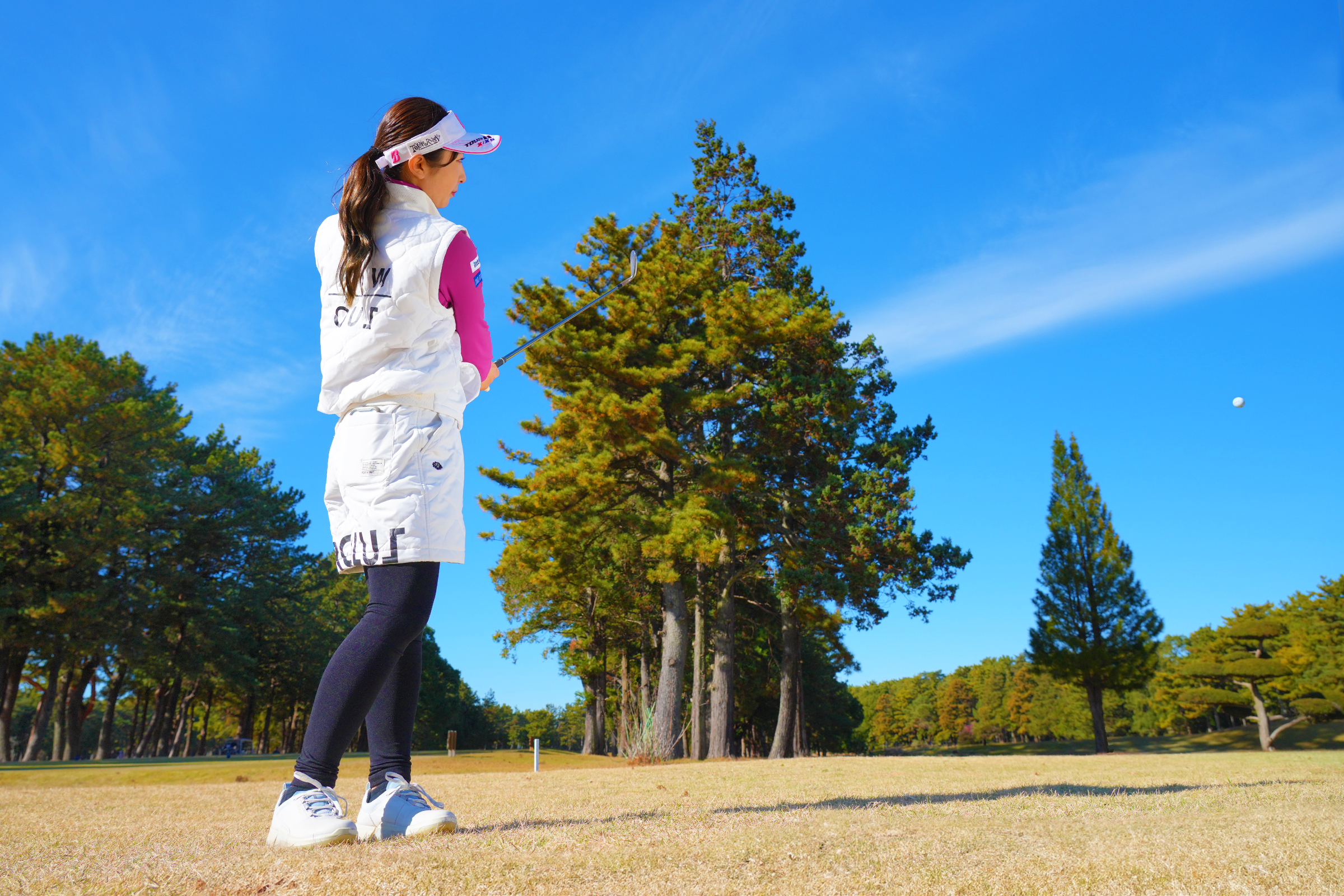 ピンまで残り45yd…中途半端な距離のアプローチ、どう打つ？ 永嶋花音