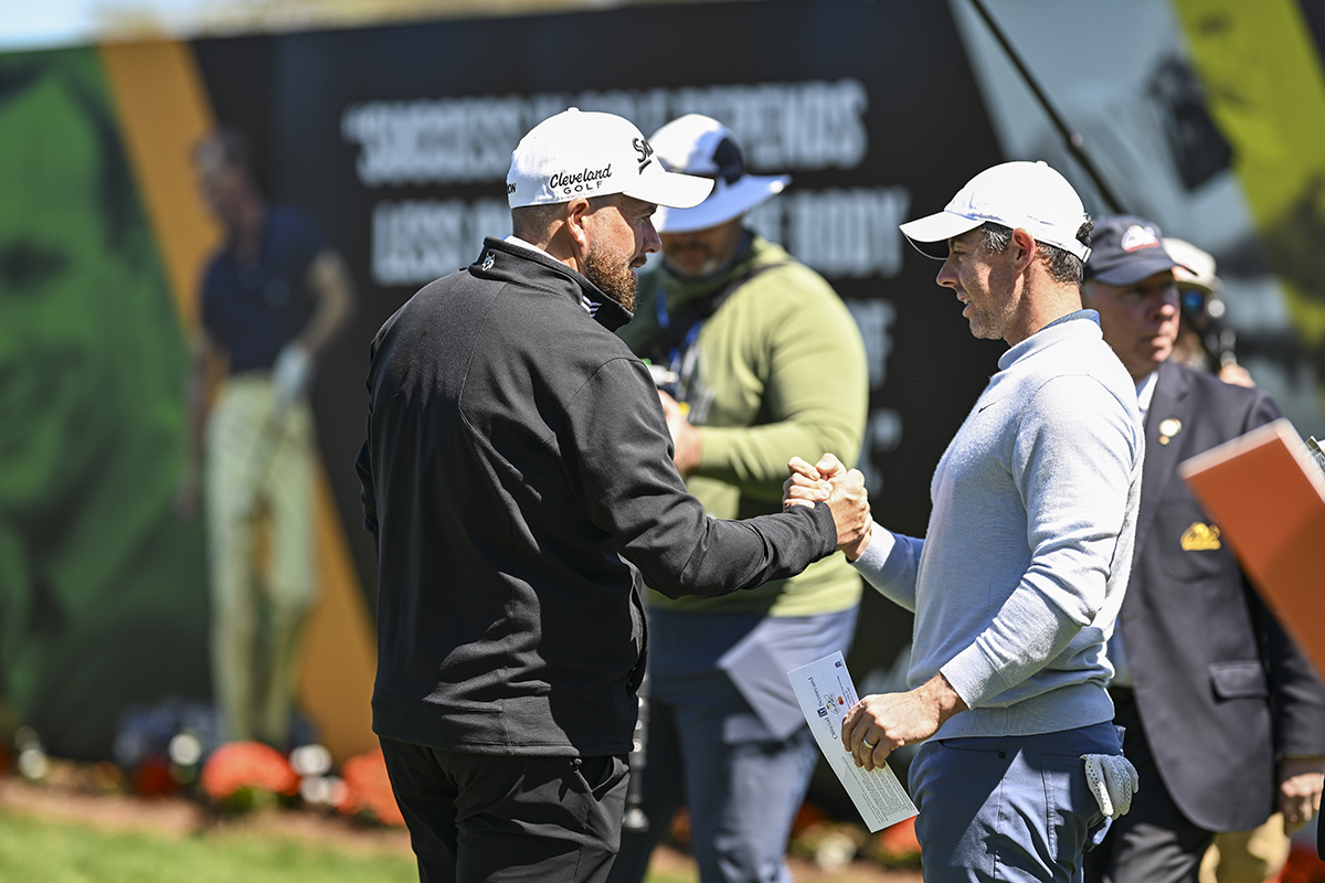 仲が良いシェーン・ローリー（左）とロリー・マキロイ（Keyur Khamar/PGA TOUR via Getty Images）