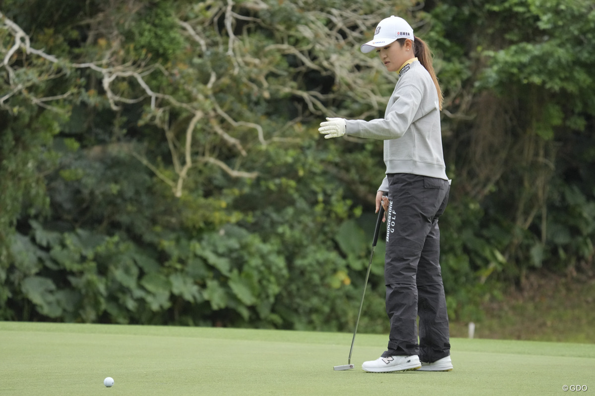 ショット、パットともまだ調整段階の稲見萌寧