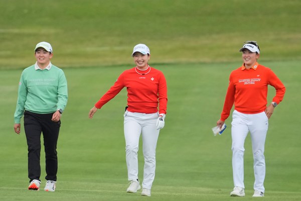 2025年 ダイキンオーキッドレディスゴルフトーナメント 2日目 岩井明愛 小祝さくら 岩井千怜 まさかのさくちゃんと千怜ちゃんが双子コーデ？