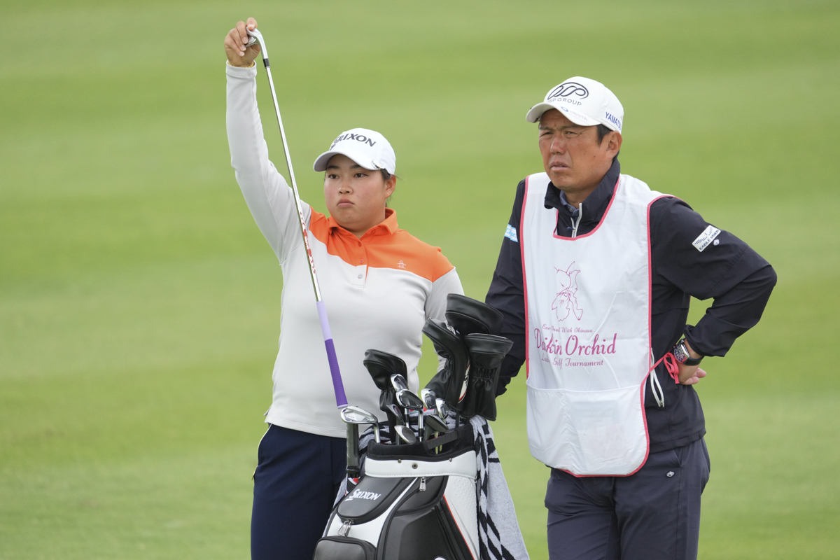 菅　楓華　Srixon キャディバッグ サイン入り 菅 楓華 Srixon キャディバッグ サイン入り - メルカリ