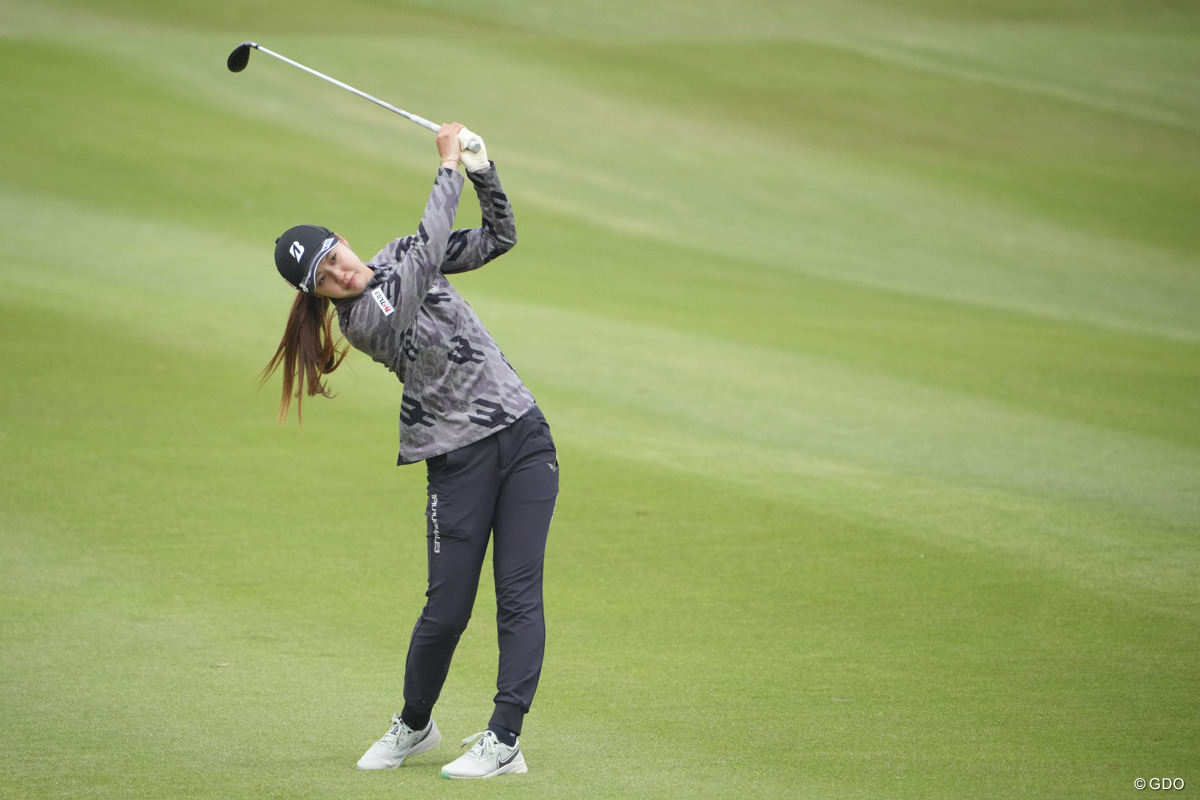 スイングがポーラ・クリーマーに似てるんだよね 2025年 富士フイルム・スタジオアリス女子オープン 初日 與語優奈