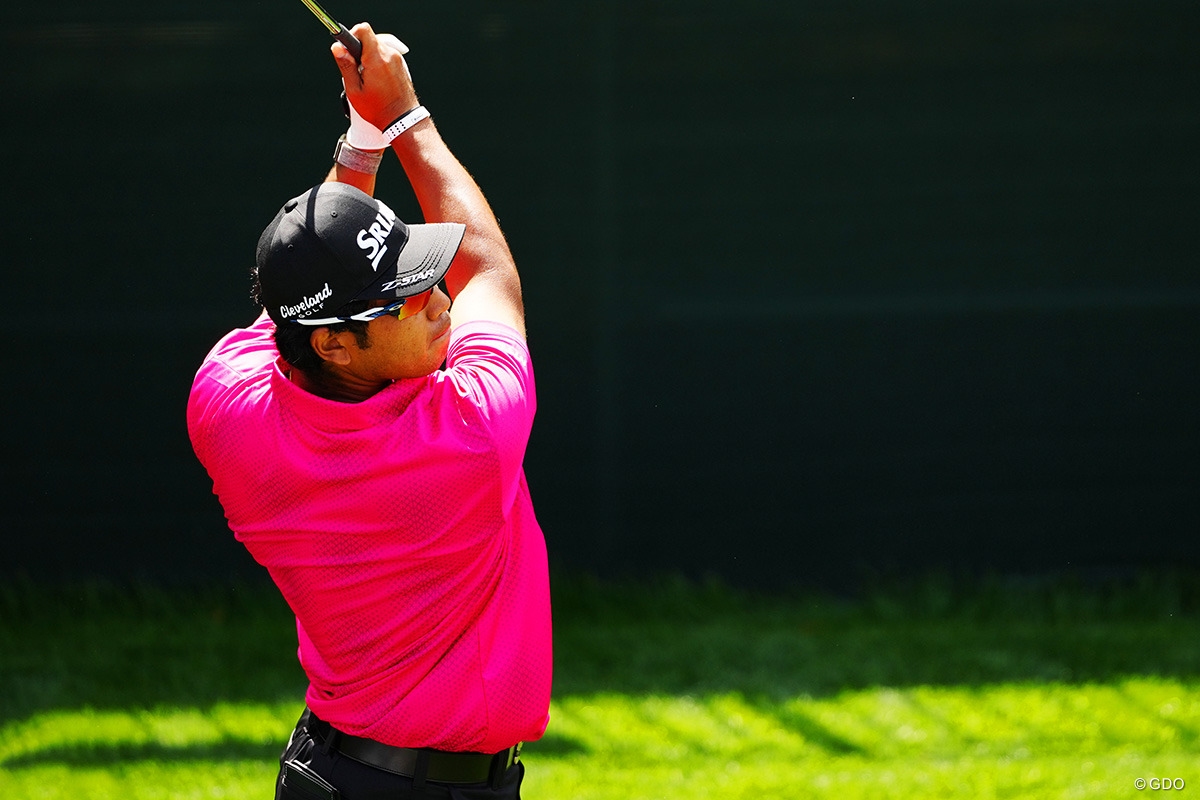 2日目「68」と伸ばした松山英樹。首位に5打差で週末へ向かう