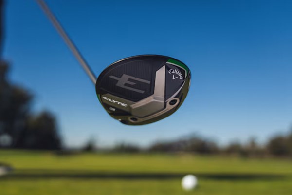 キャロウェイエリート 地面との接地面積を57％も削減したステップソール(Callaway)