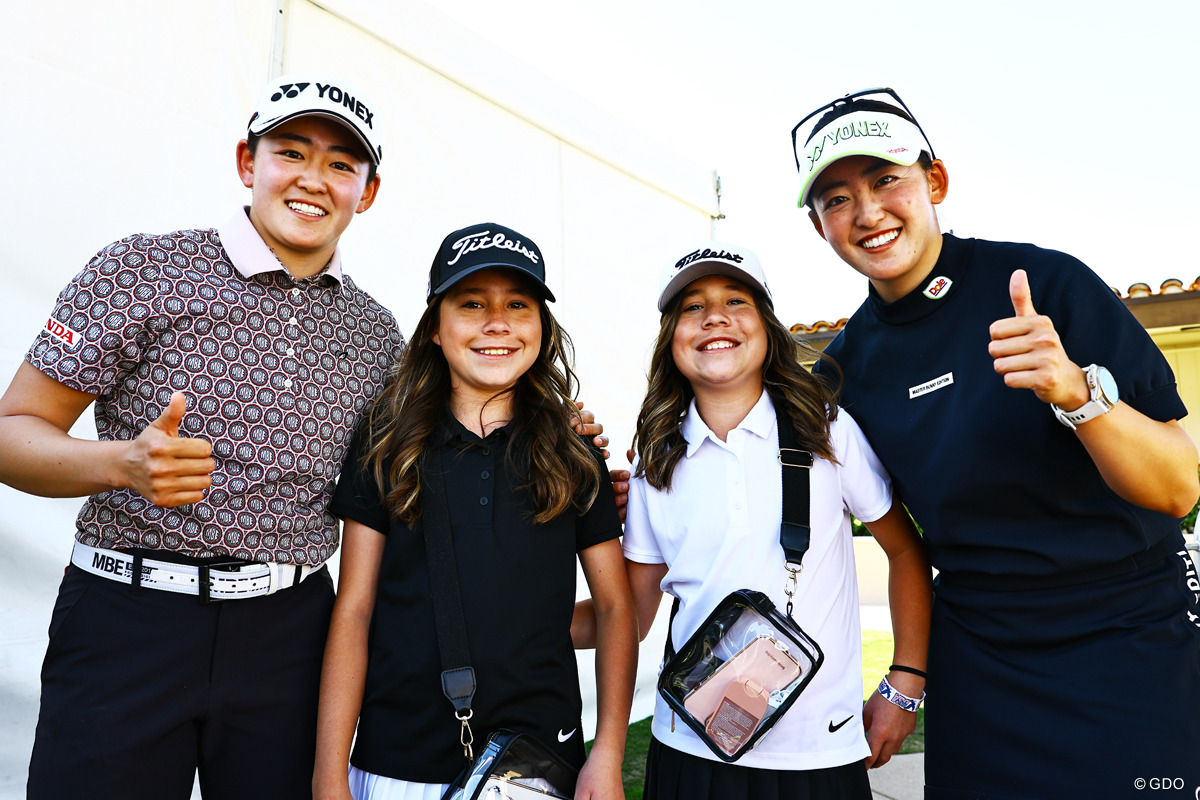 岩井明愛・千怜 ( 岩井姉妹 ) JLPGA 直筆サインカード 2枚セット