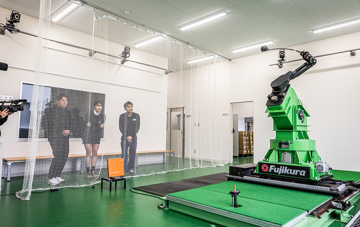 2025年 フジクラ特集 テストフィールドには移設された試打ロボットがある
