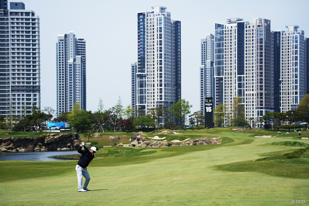 15番のセカンドショット