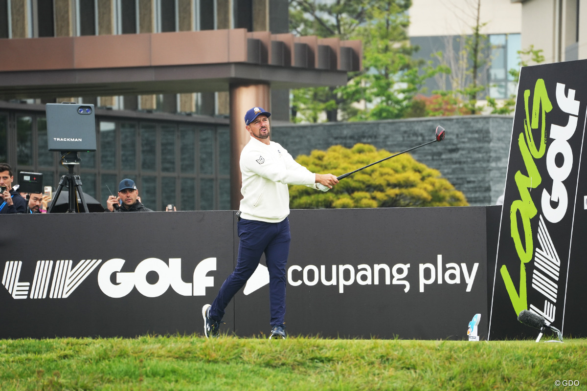 ブライソン・デシャンボーはLIV3勝目なるか