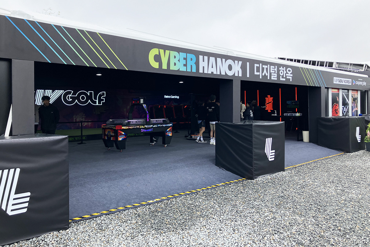 ファンが楽しめるイベントゾーンも