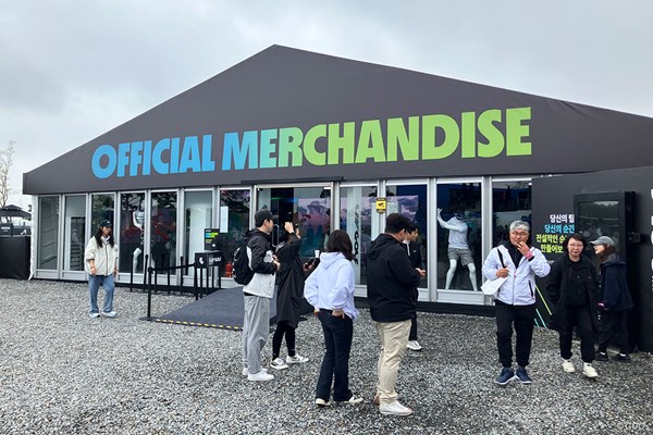 2025年 LIVゴルフ・コリア マーチャンダイズ お土産を買うマーチャンダイズも充実