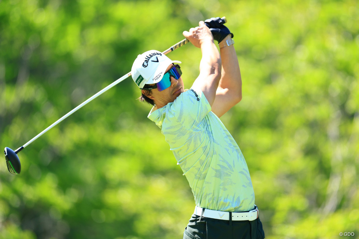 宮瀬博文が復活を告げる単独首位！ 片山晋呉は52位タイ発進