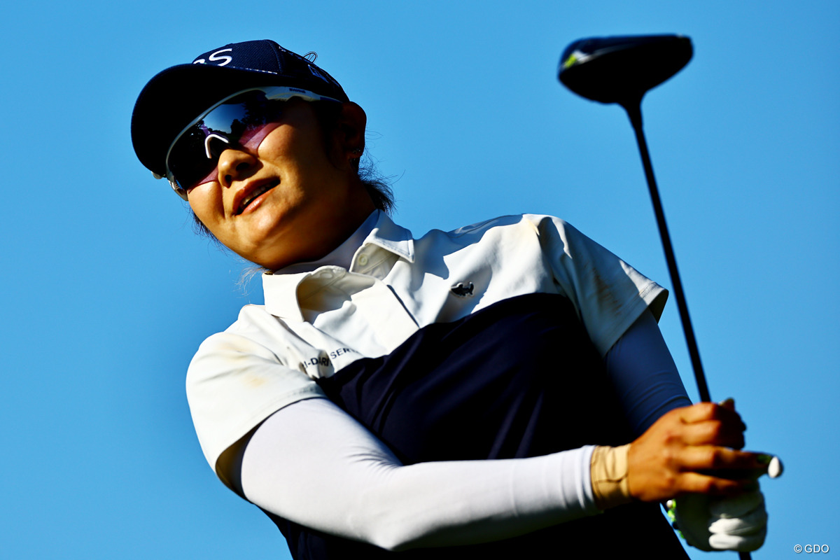 藤田さいきが15年ぶりの国内メジャータイトルへ単独首位発進