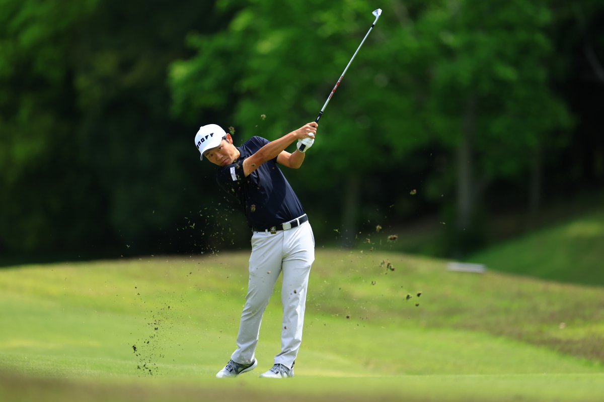 ”ホームコース”で首位と5打差の9位発進