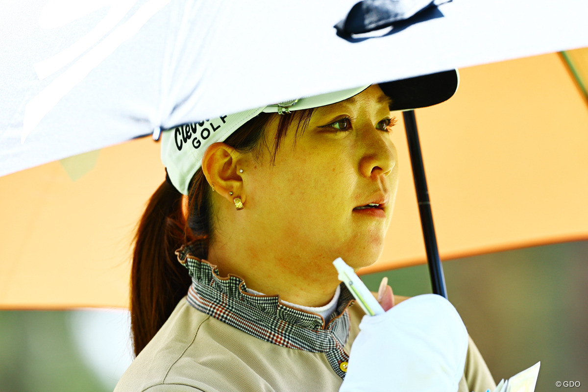 途中首位タイに立ったのだが 2025年 ワールドレディスチャンピオンシップサロンパスカップ 初日 香妻琴乃