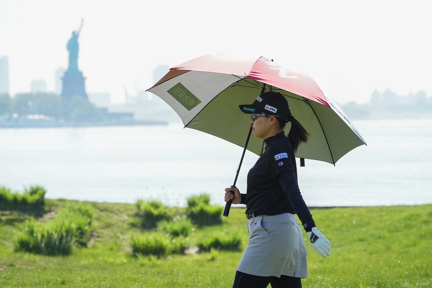 初日は12ホールでフェアウェイキープ