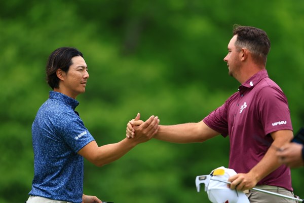 予選2日間は首位を争うルーカス・ハーバートとプレー