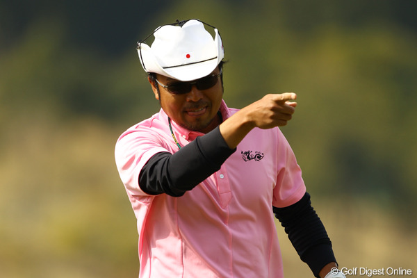 片山晋呉が首位！石川遼は10位タイに浮上