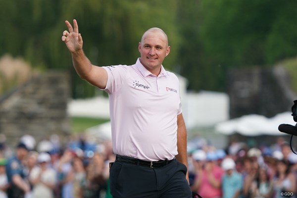 32歳のセップ・ストラカがシグニチャーイベント初勝利を飾った