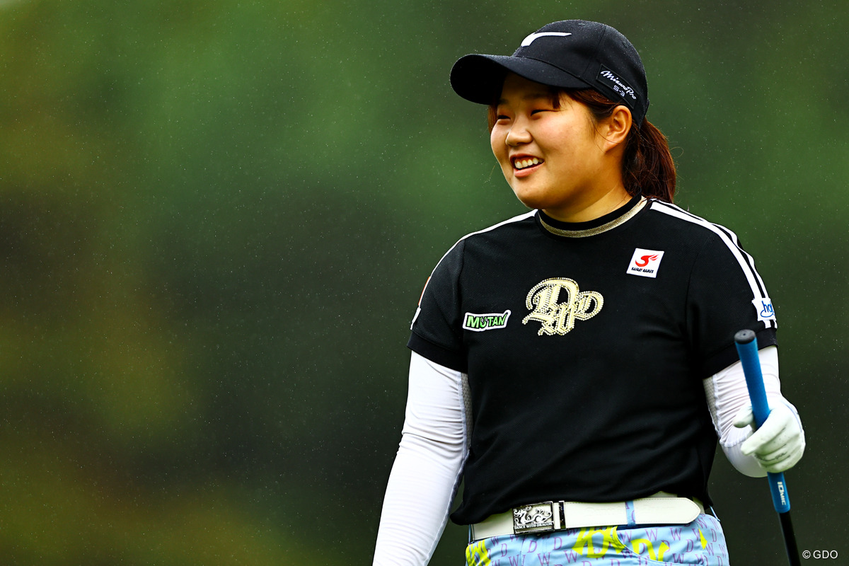 寺岡沙弥香が日本勢最上位の3位で滑り出した※写真は「サロンパスカップ」