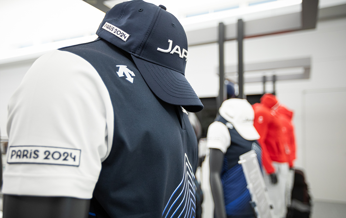 2025年 デサント特集 2024年パリ五輪のゴルフ日本代表ウェアも佐藤さんらが手掛けた