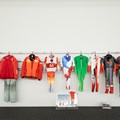 スキーウェアを中心に多彩なジャンルのスポーツウェアが開発されている