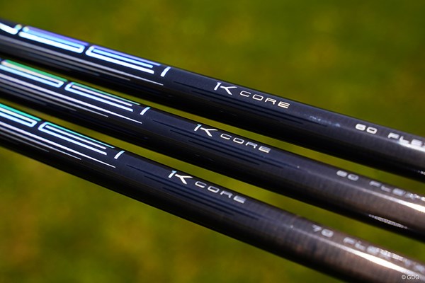 お馴染みの1Kのロゴ隣に「CORE」