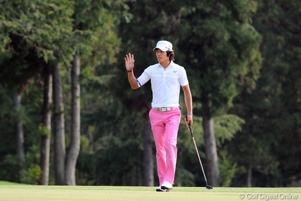 2011年 つるやオープンゴルフトーナメント 初日 石川遼 終始安定感のあるプレーを見せた石川遼。今週も優勝争いの可能性は大