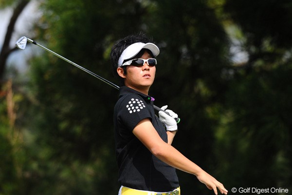 2011年 つるやオープンゴルフトーナメント 初日 浅地洋佑 アマチュアながら22位タイと好スタートを切った17歳の浅地