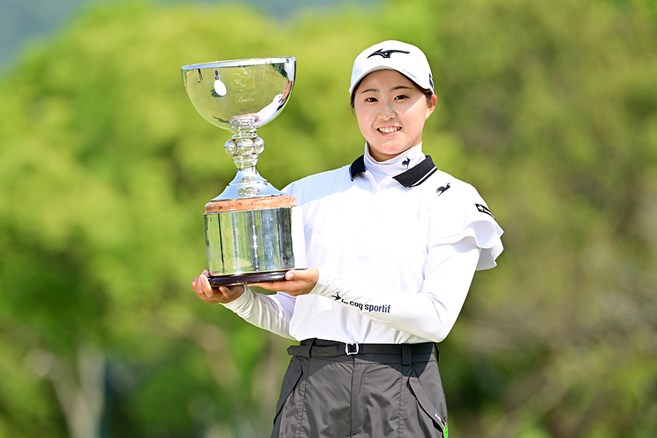 早大出身の24歳・稲垣那奈子がツアー初優勝「これまでのゴルフ人生は間違っていなかった」