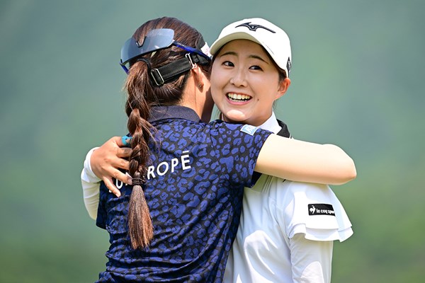 稲垣那奈子がうれしいツアー初優勝をあげた（Atsushi Tomura/Getty Images）